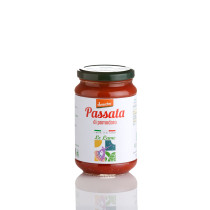 La passata di pomodoro biologica